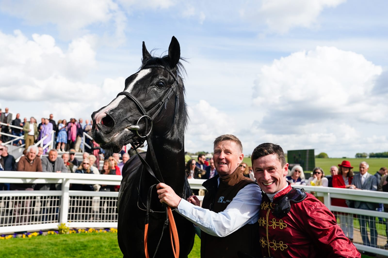 Mirsky storms to victory in the Trustatrader Handicap at Epsom Downs under Oisin Murphy for trainer David O'Meara