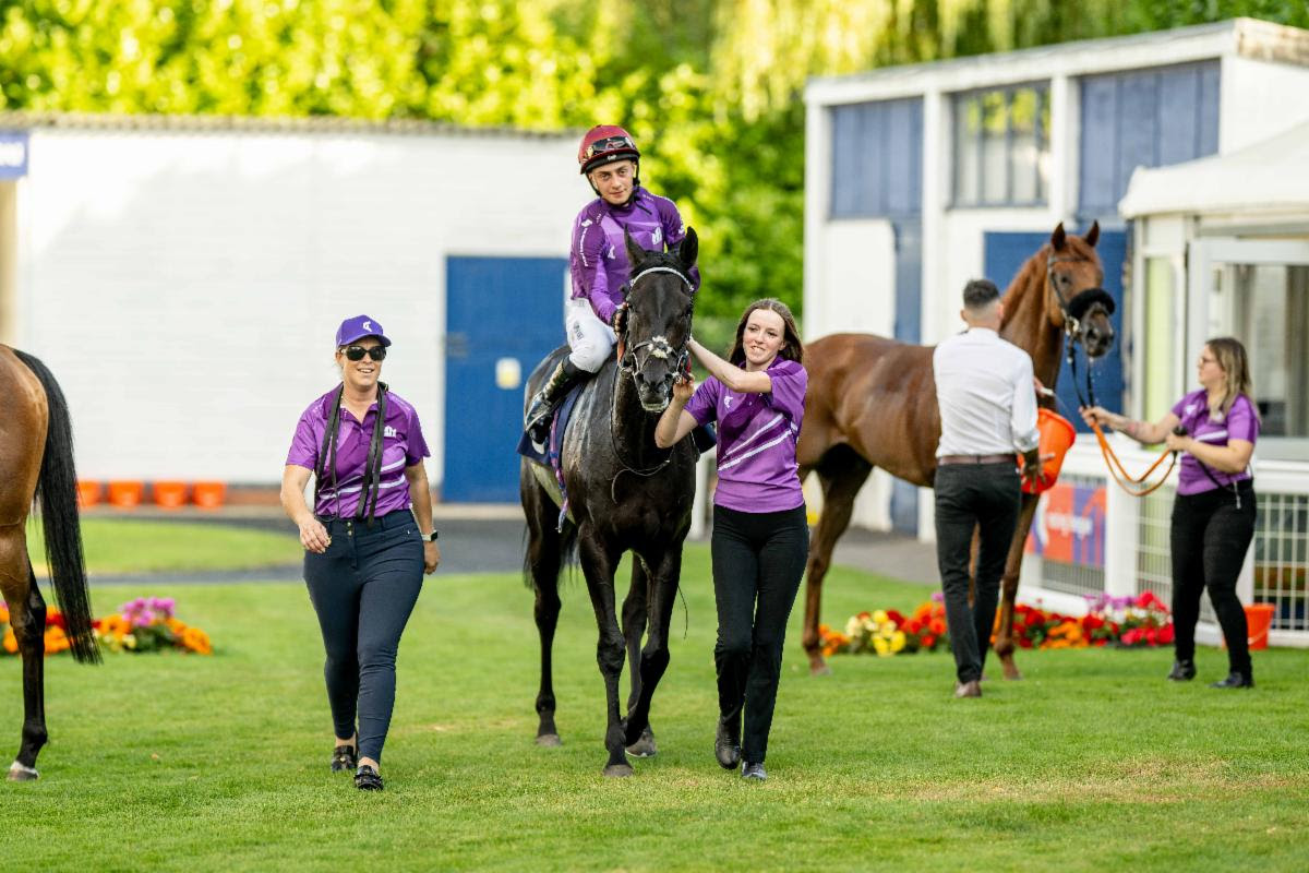 London & The South lead after Racing League Windsor night four