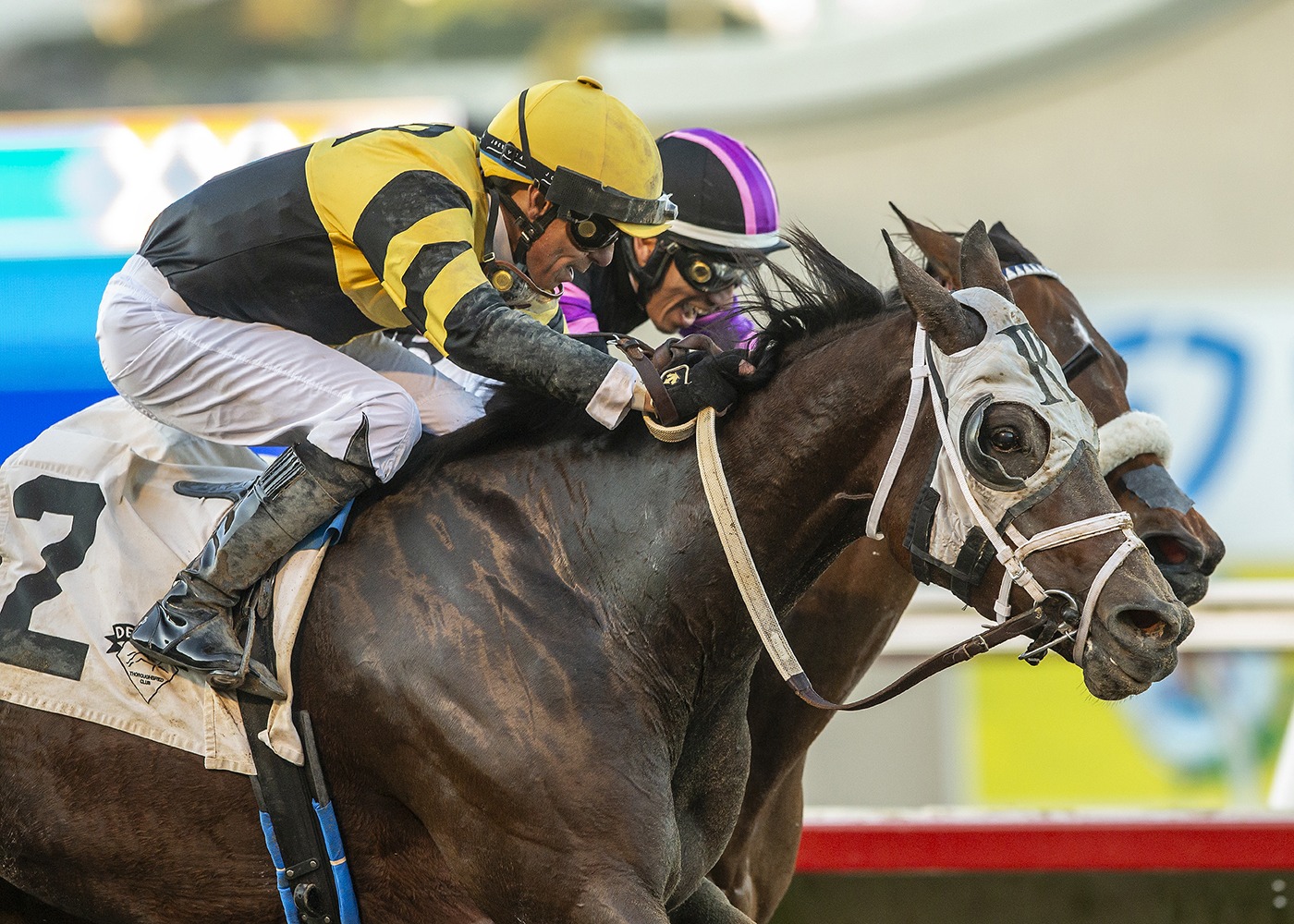 Del Mar August 17 races results at Del Mar Racecourse with horses in action