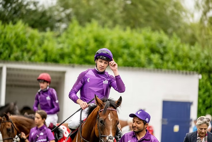 London & The South team celebrates ahead of the Racing League 2025 finale at Southwell