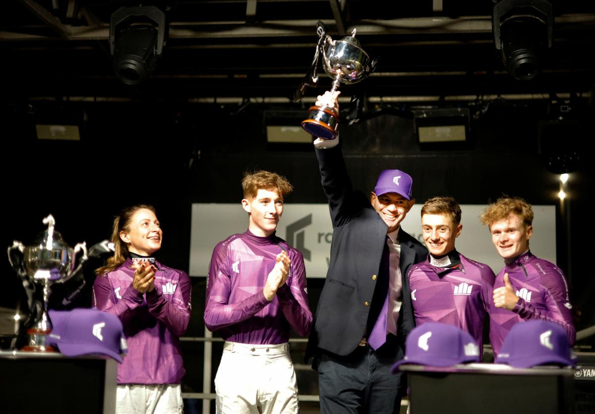 London & The South team celebrate Racing League 2025 championship victory