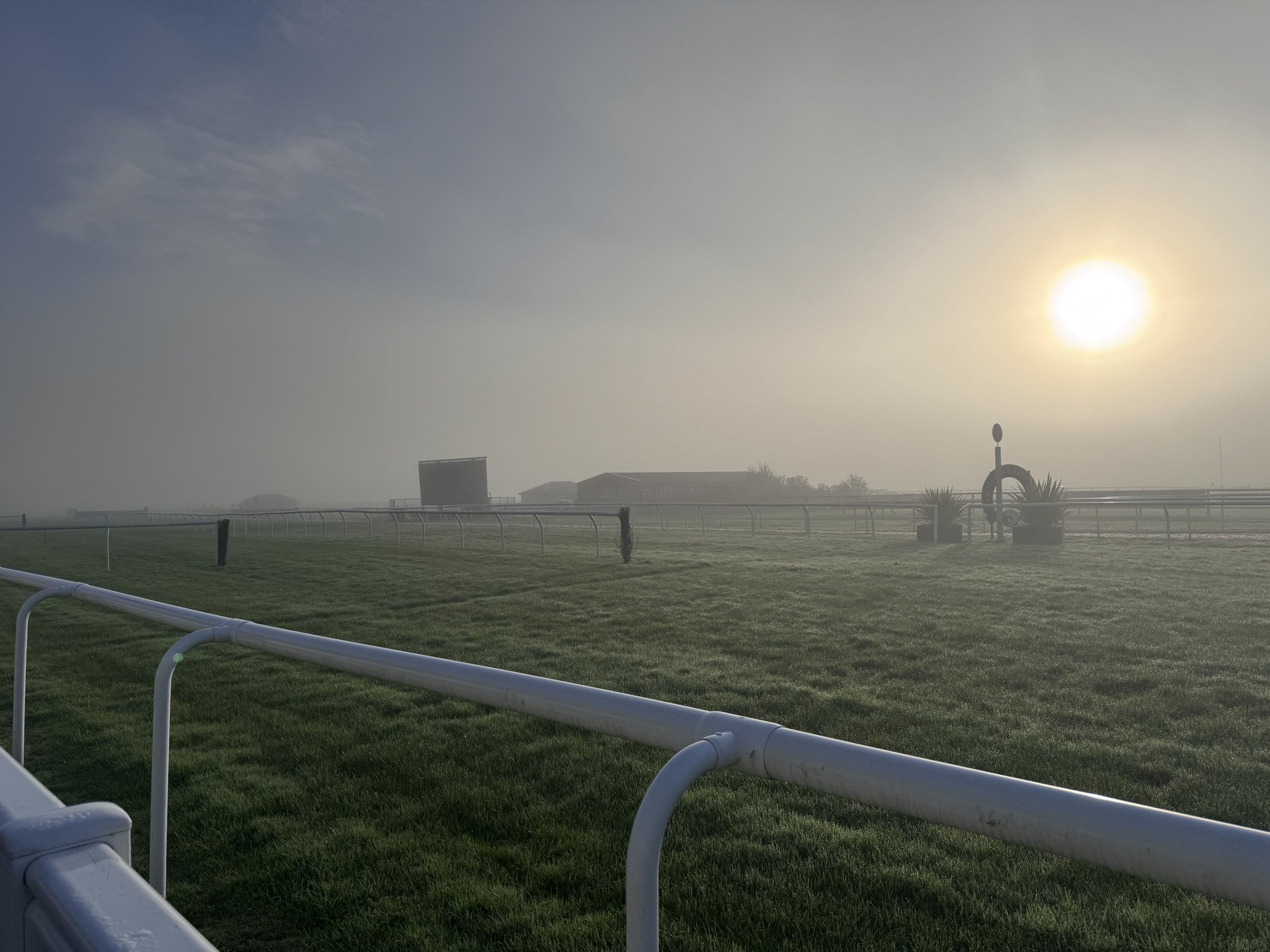 Newton Abbot jump racing September 9