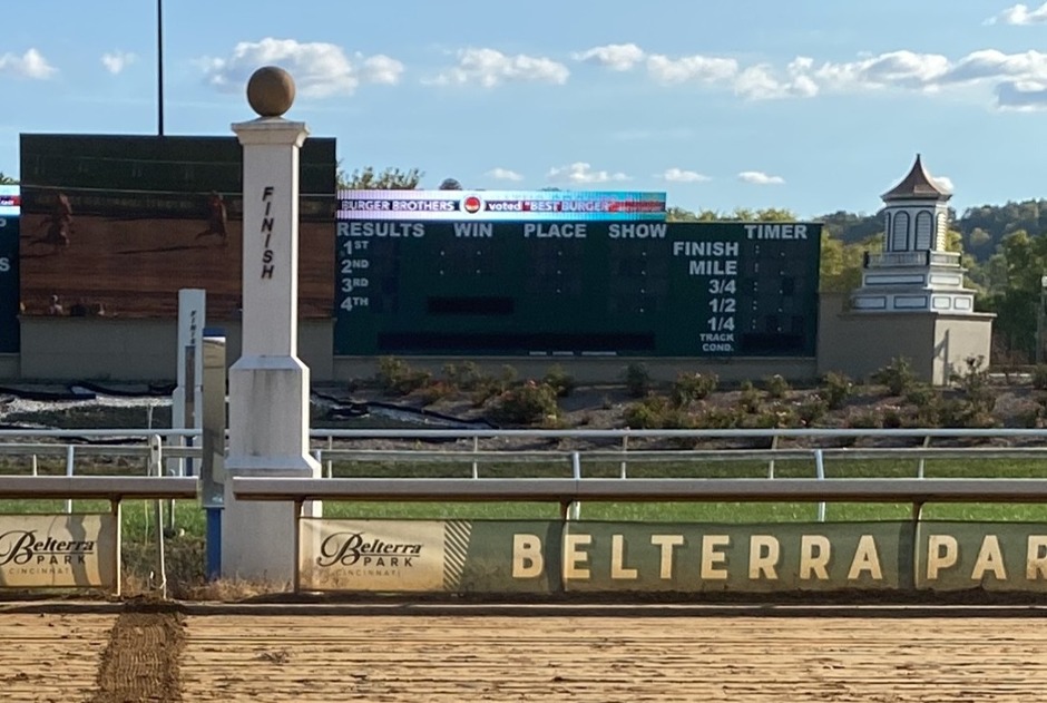 Belterra Park Cincinnati night horse racing preview September 19
