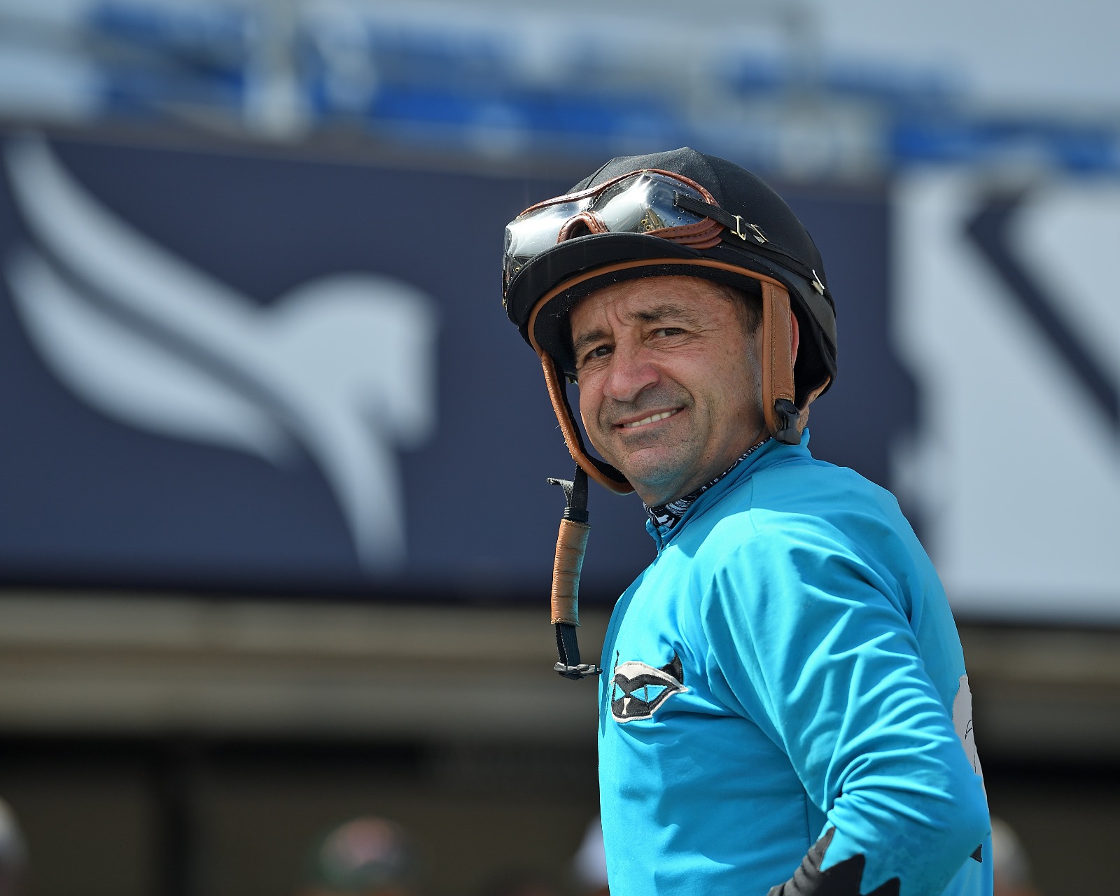 Joe Bravo returns to riding at Gulfstream Park after injury layoff