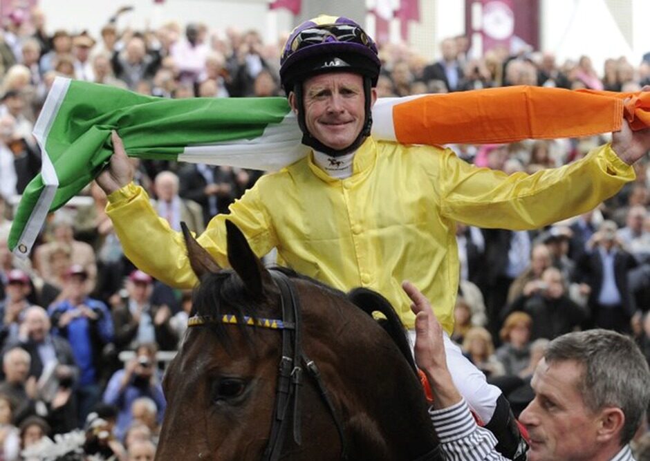 Tipperary Racecourse October 6 race day featuring hurdles and flat contests with top contenders in action