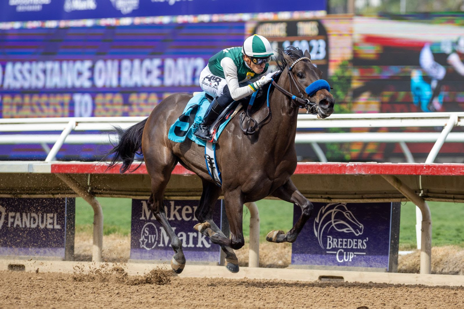 Mohaven wins the Golden State Juvenile Fillies Stakes at Del Mar under Hector Berrios.