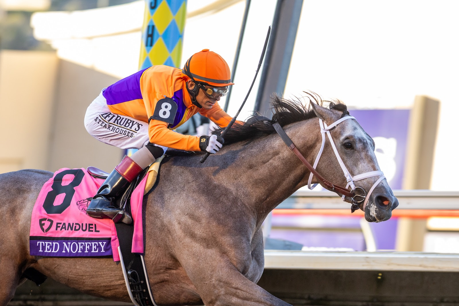 Ted Noffey wins the 2025 Breeders’ Cup Juvenile at Del Mar under John Velazquez