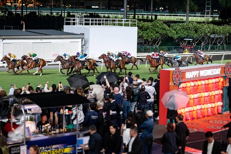 Lantern-lit Japanese Festival at Happy Valley Racecourse with racing and live entertainment