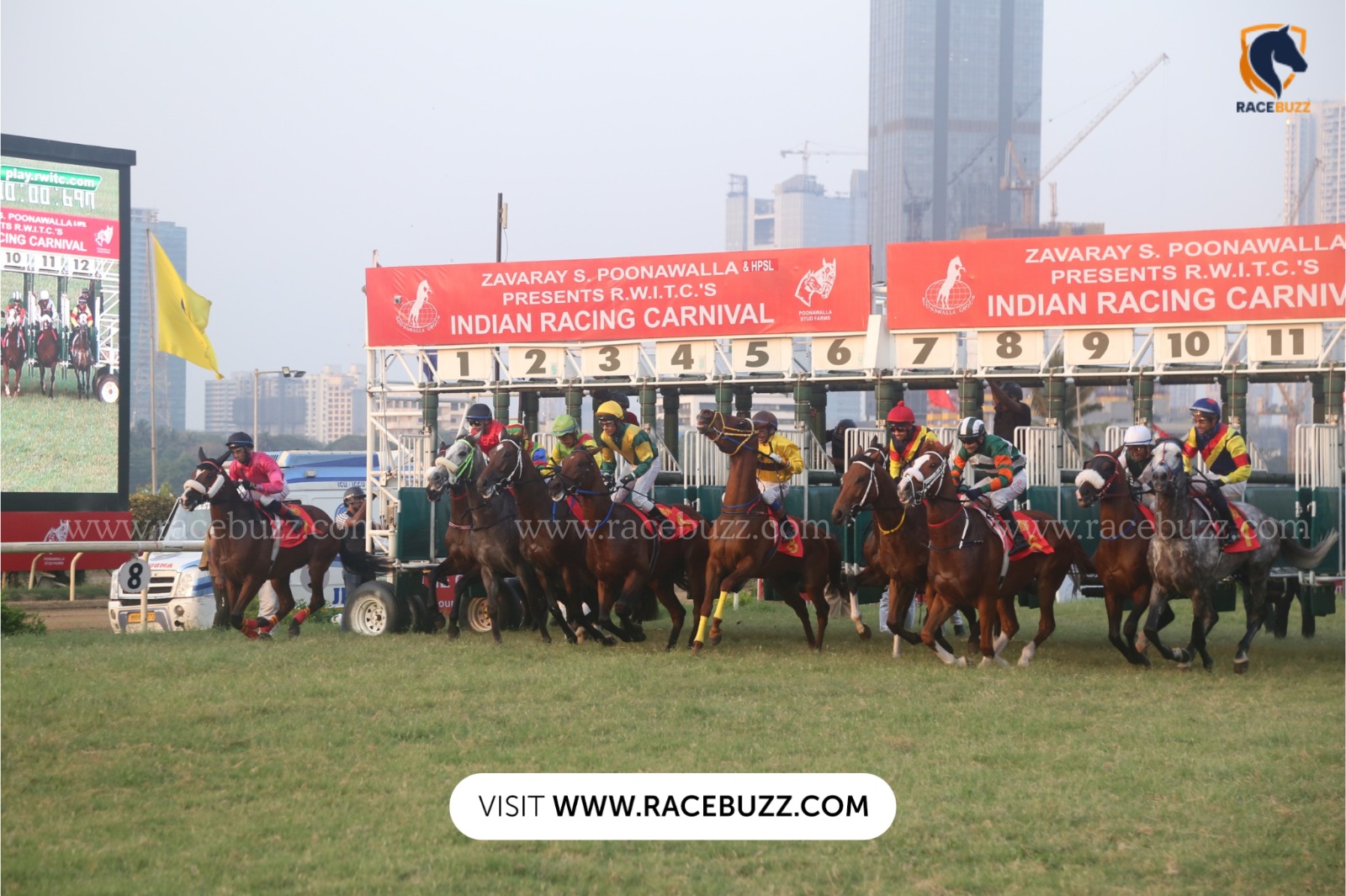 Mahalaxmi Racecourse Mumbai 2025–26 racing season opening with crowds and action on track
