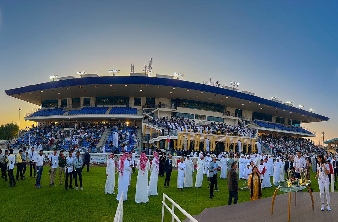 Abu Dhabi race cards 6 december 2025