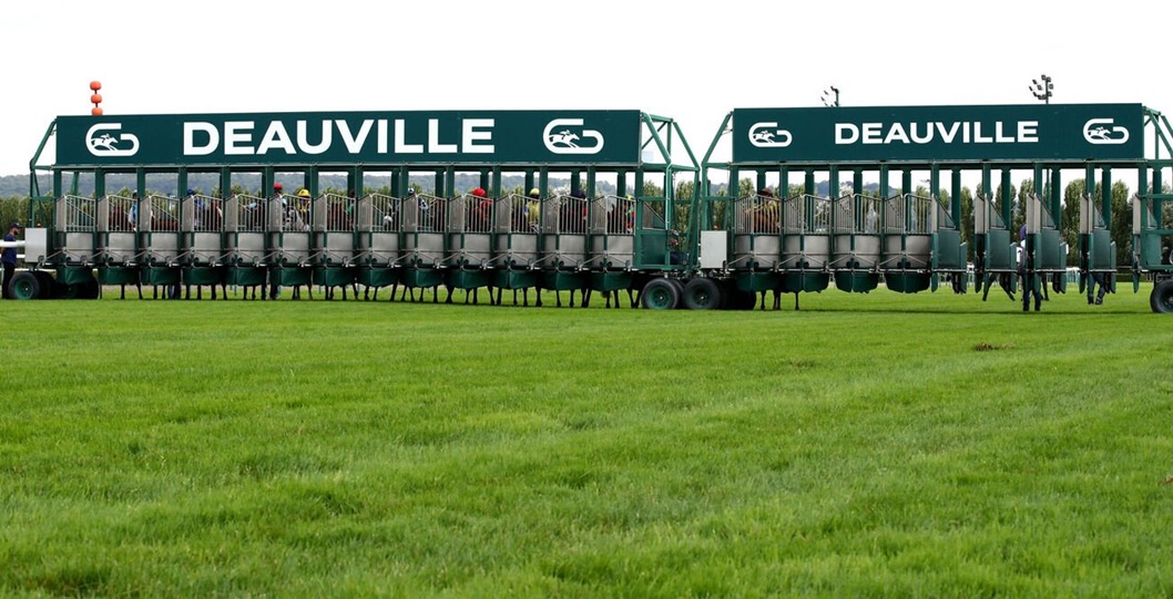 Deauville Racecards 18 December winter racing