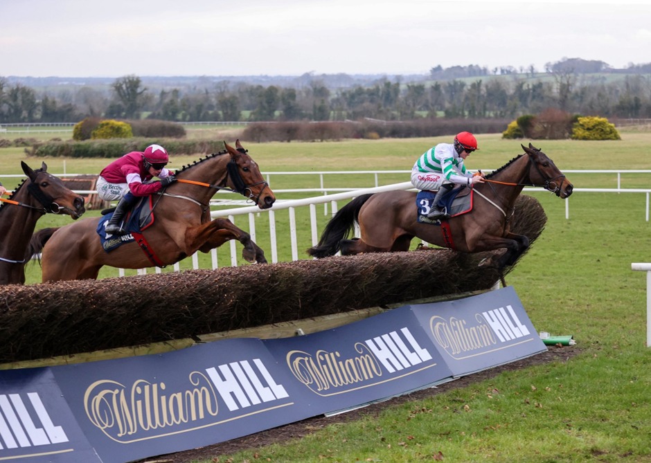 Navan Racecards 8 February Boyne Hurdle Day racing
