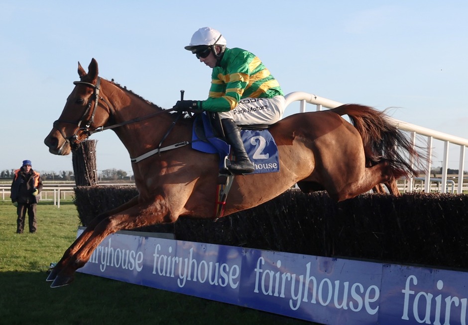 Fairyhouse Racecards 3 February feature the Solerina Hurdle and mares action