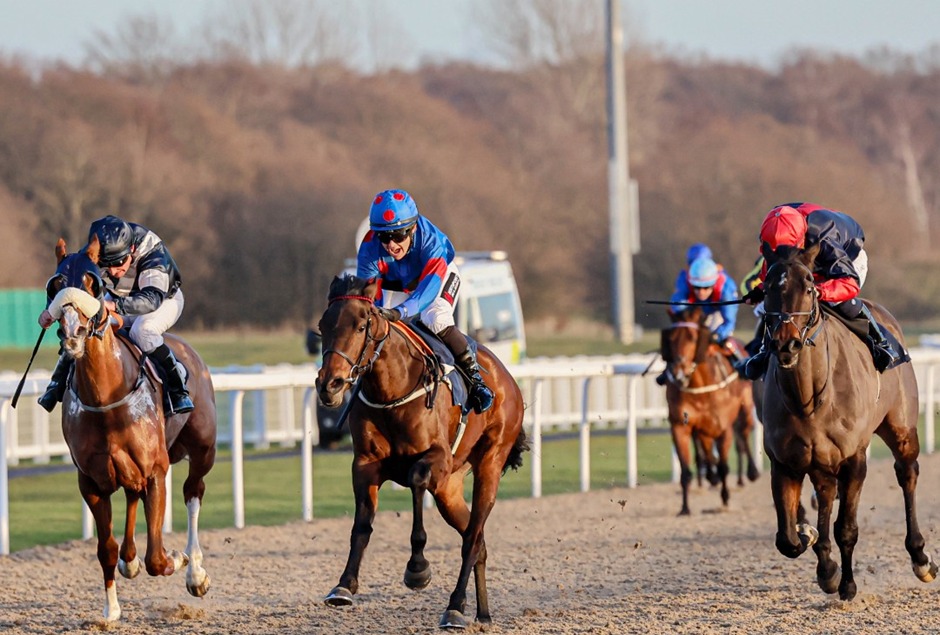 Newcastle Racecards 6 February Friday Night Live floodlit racing
