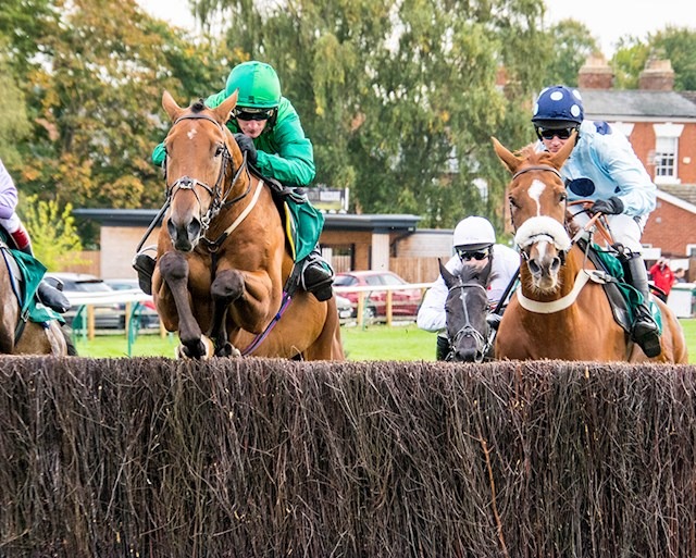 Mambonumberfive and Ben Jones preparing for the Kingmaker Novices’ Chase Warwick
