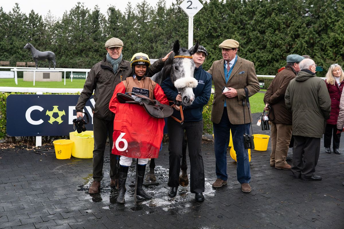 Aamilah Aswat Kempton Park winner aboard Guchen after historic hurdle victory