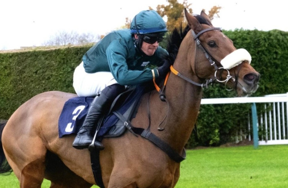 Hereford race results 25 march jump racing action at Hereford Racecourse