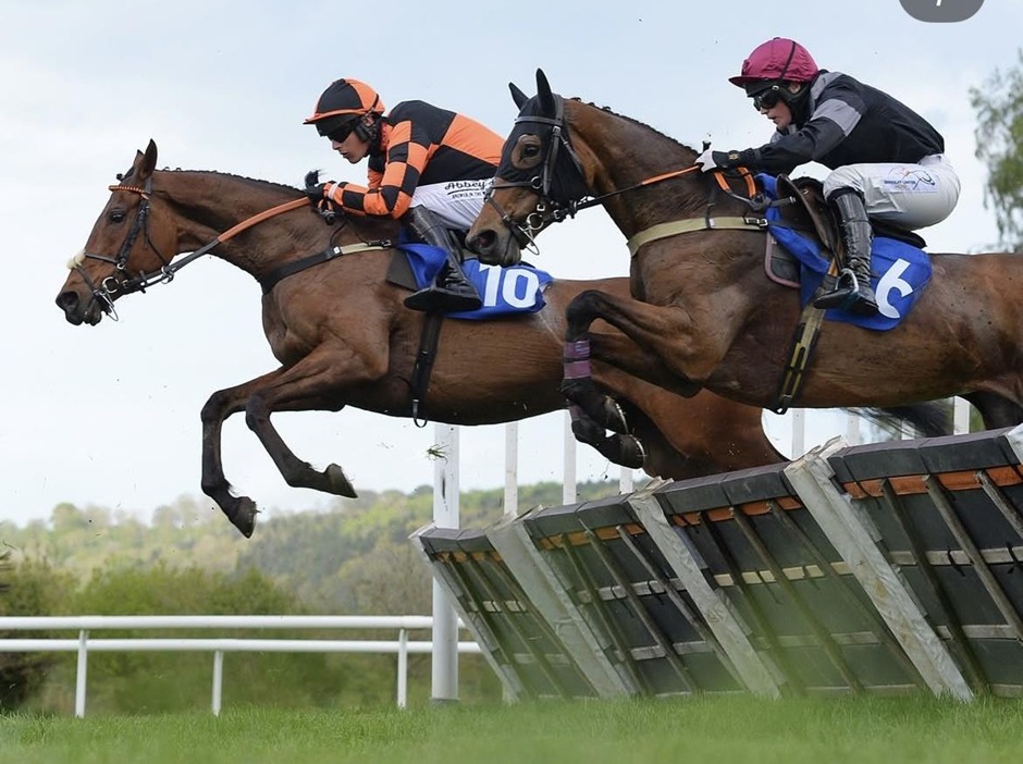 Ludlow racecards 30 march six race jump racing action at Ludlow Racecourse
