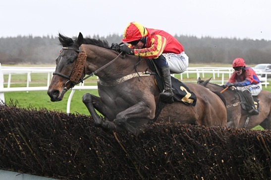 Exeter Race Cards 17 March at the acclaimed equestrian venue, Exeter Racecourse