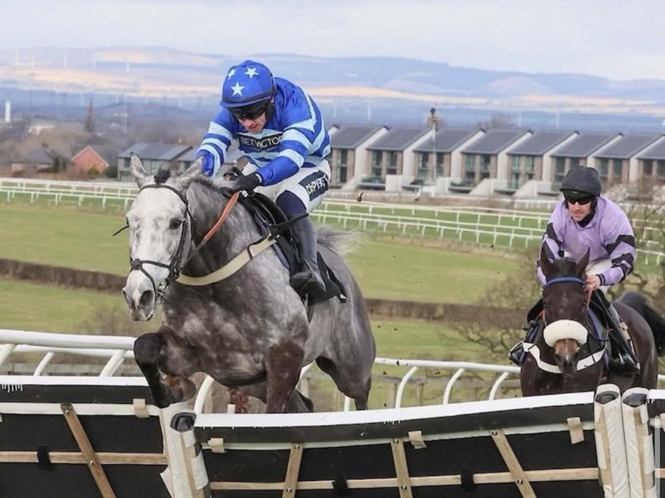 Carlisle racecards 22 March Sunday jump runners and riders