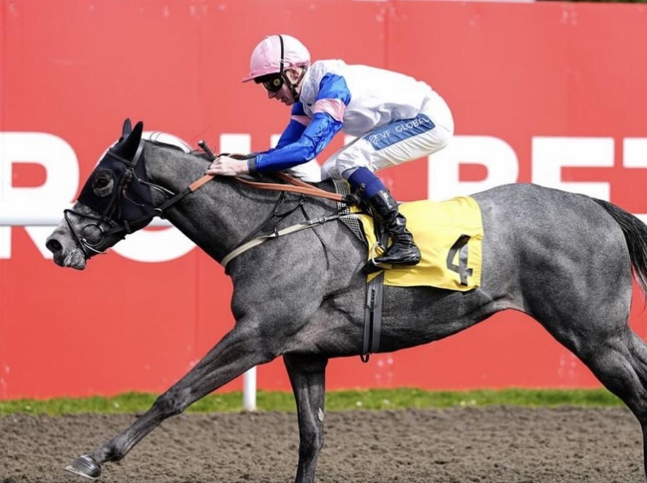 Kempton Park race results 30 march all weather racing under lights