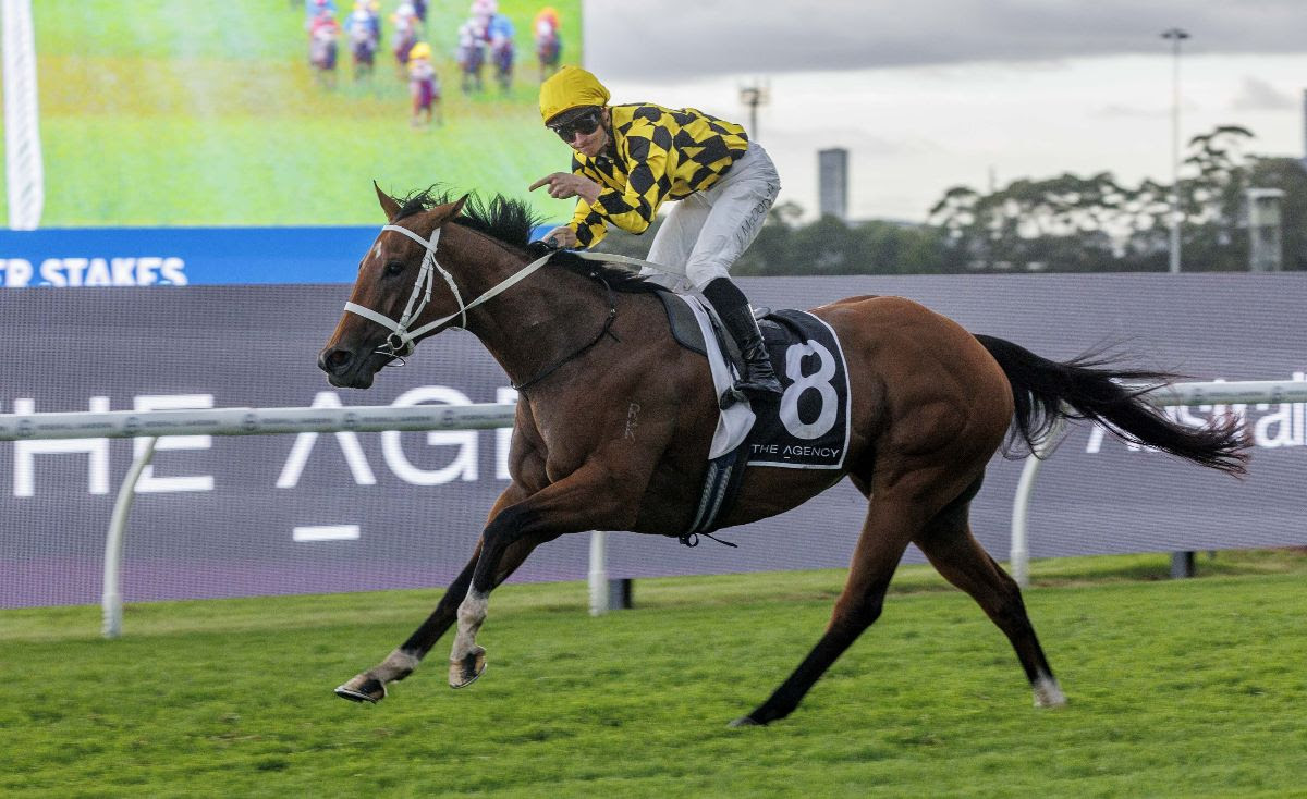 Autumn Glow winning the George Ryder Stakes at Rosehill in dominant fashion