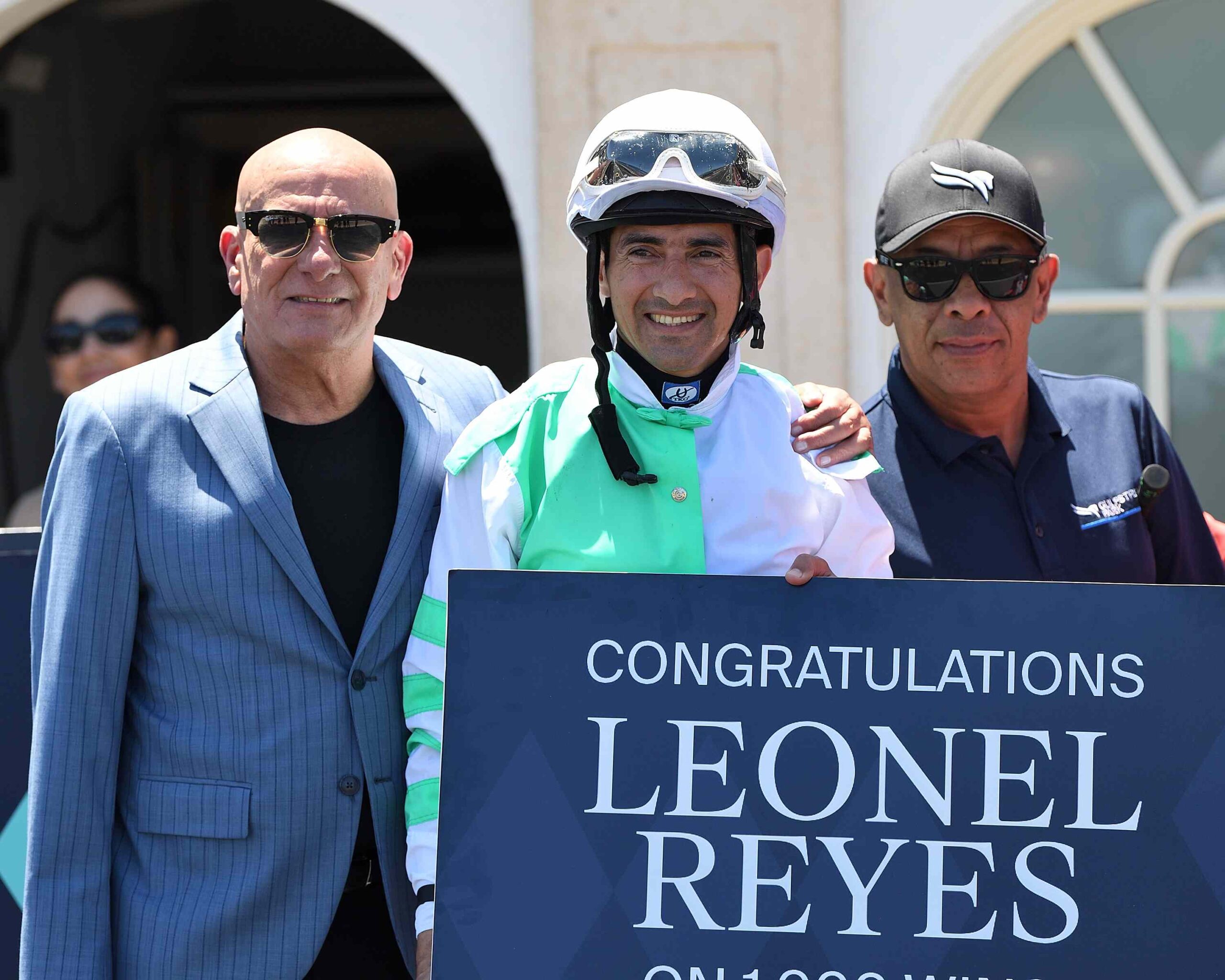 Leonel Reyes celebrates 1000th career North American win at Gulfstream Park