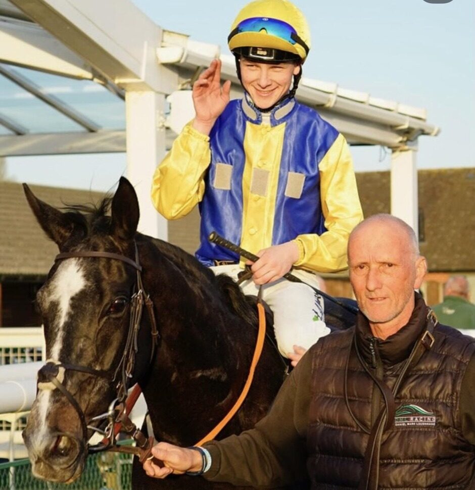 Southwell race results 9 April all weather racing action at Southwell Racecourse