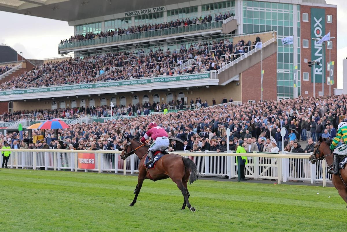 Brighterdaysahead Aintree Hurdle under Jack Kennedy