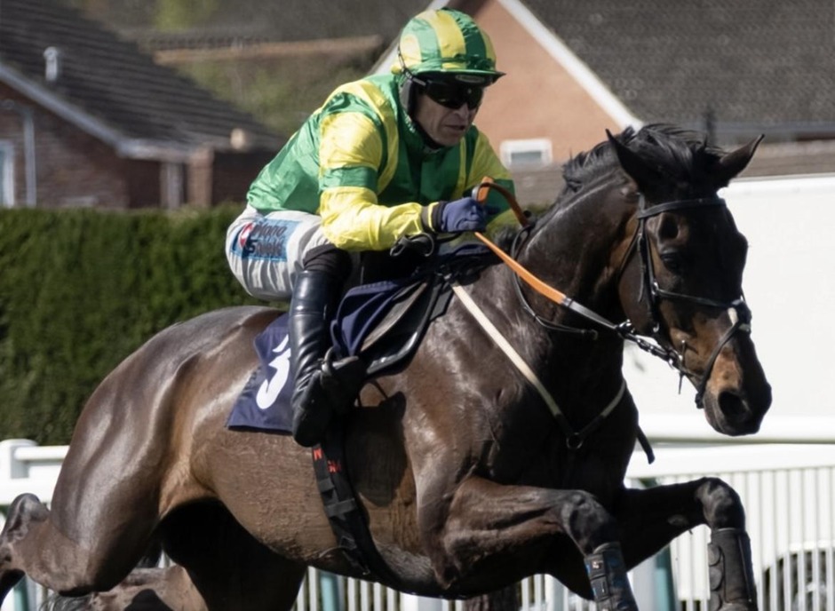 Hereford racecards 16 April jump racing action at Hereford Racecourse