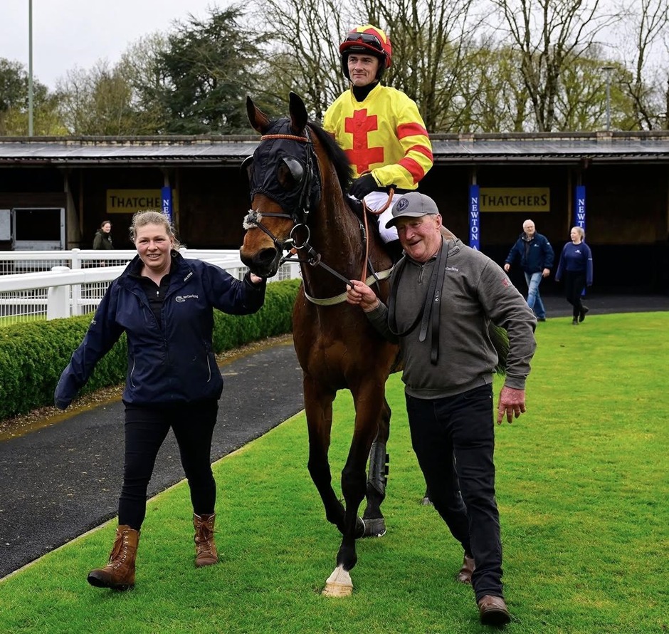 Newton Abbot race results 14 April Tuesday jump racing action at Newton Abbot Racecourse