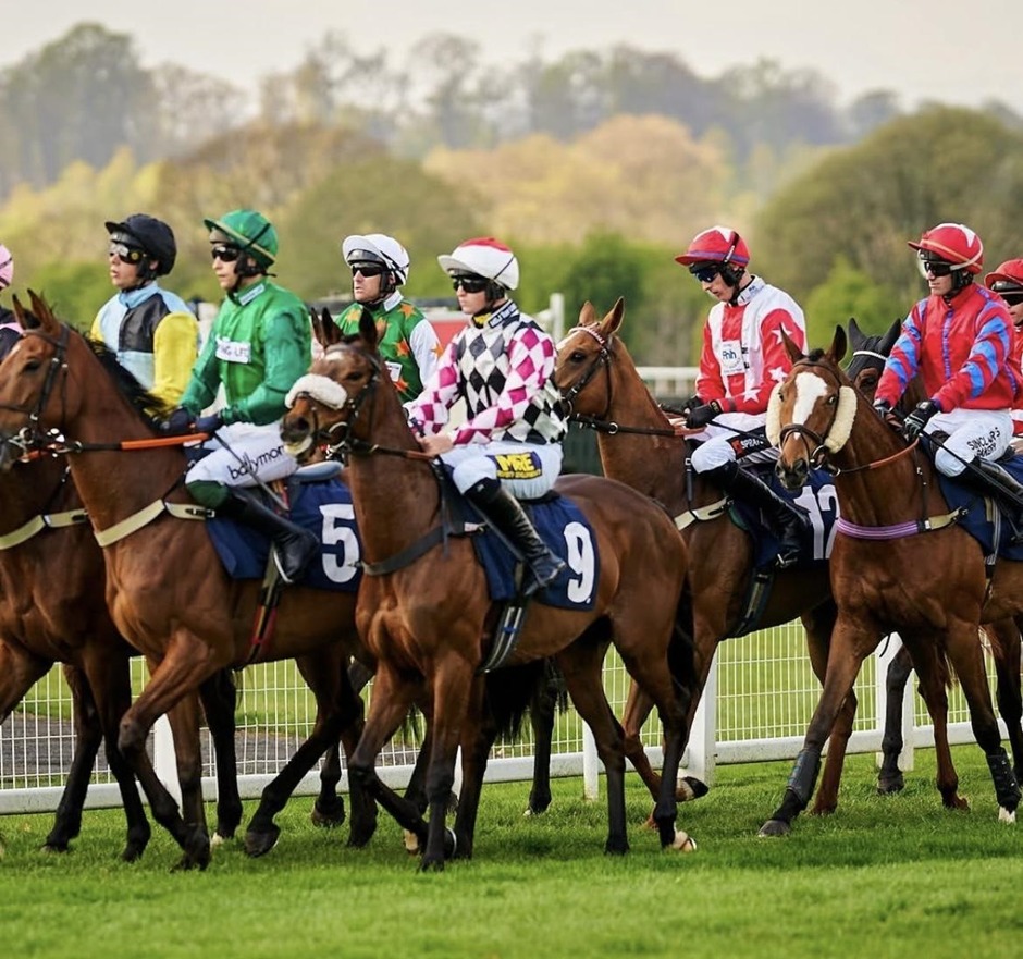 Perth racecards 22 April Wednesday jump racing action at Perth Racecourse
