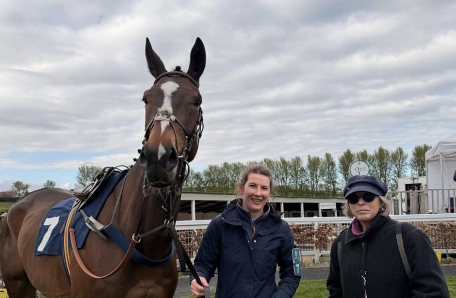 Kelso race results 20 April jump racing action at Kelso Racecourse