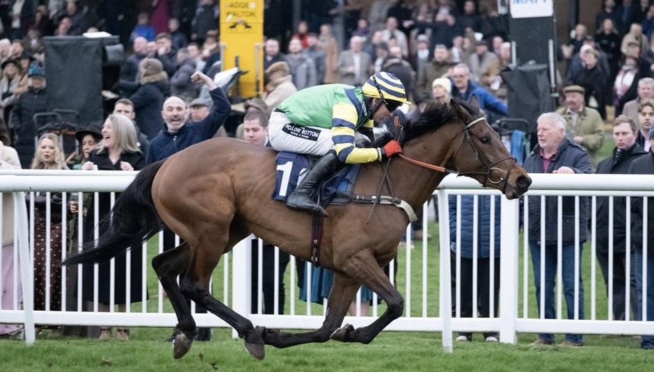 Hereford race results 6 April jump racing action at Hereford Racecourse