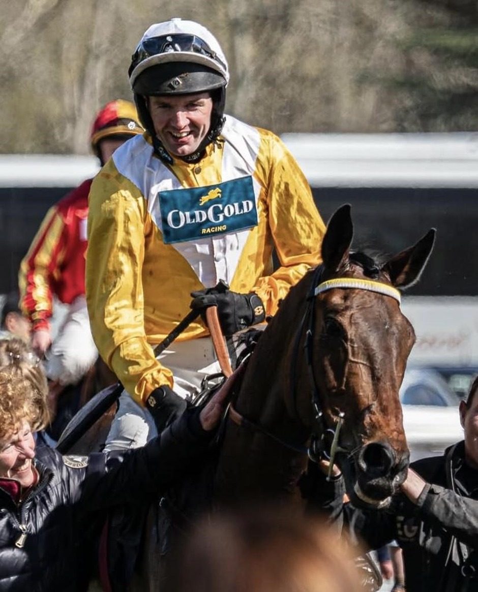 Perth race results 24 April jump racing action at Perth Racecourse