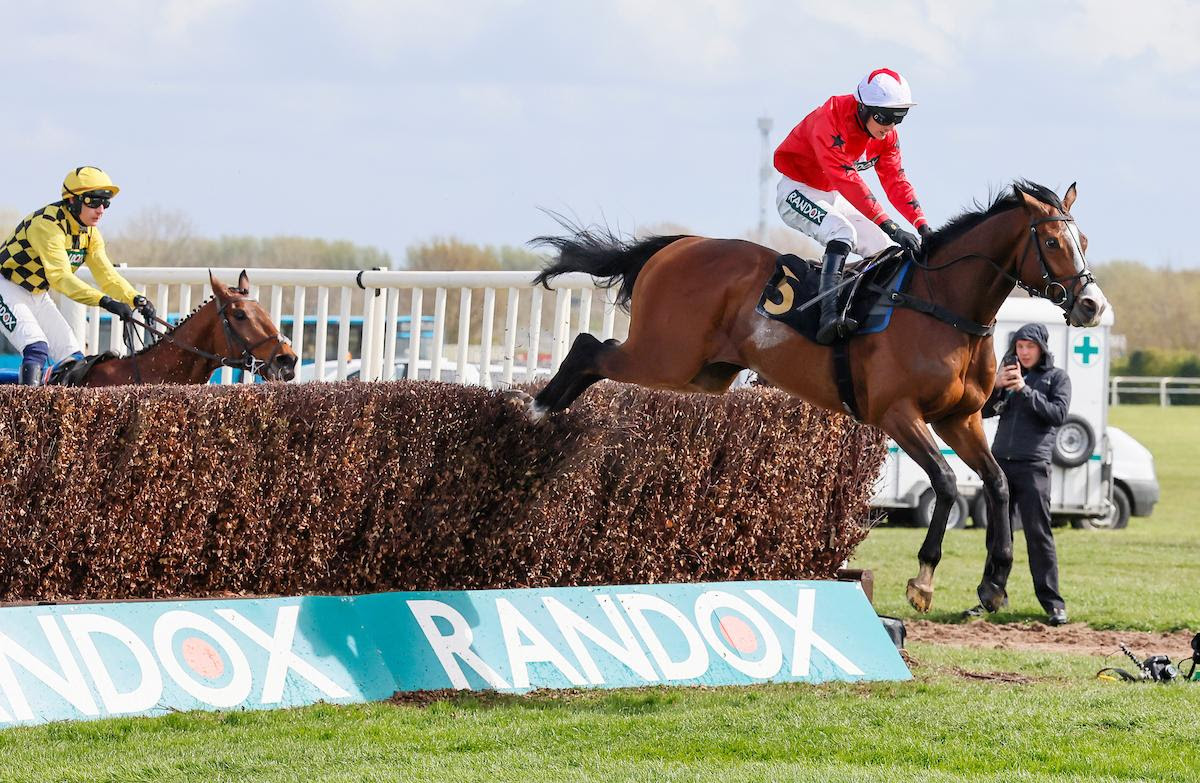 Mirabad winning the Maghull Hurdle 2026 at Aintree