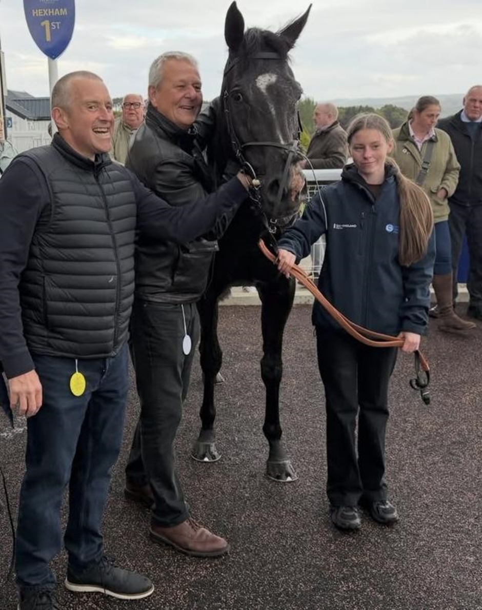 Hexham race results 19 May Tuesday jump racing action at Hexham Racecourse