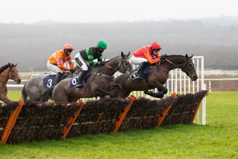 Ffos Las Race Results 20 May detailed six race report with winners and riders