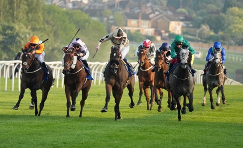 Leicester Race Cards 25 May full racecourse preview with runners and race details
