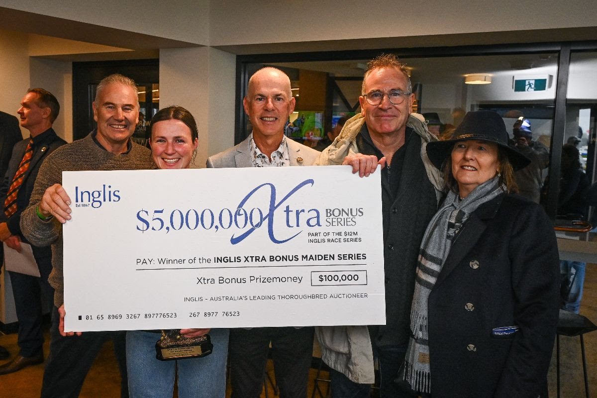 Kings Reflection winning at Warrnambool to mark Inglis Xtra Bonus milestone