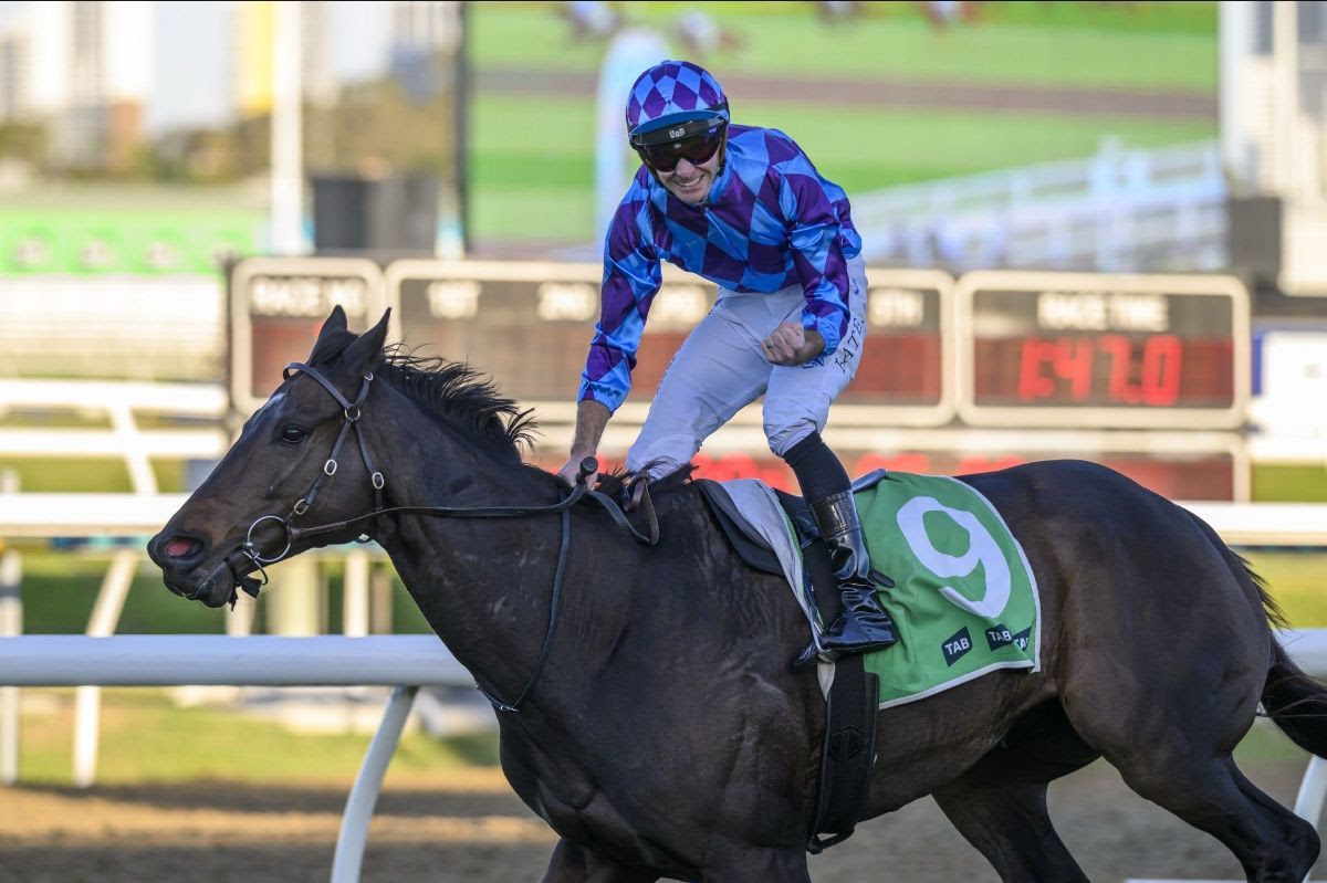 St Gotthard winning at Gold Coast Turf Club Ken Russell Classic 2026