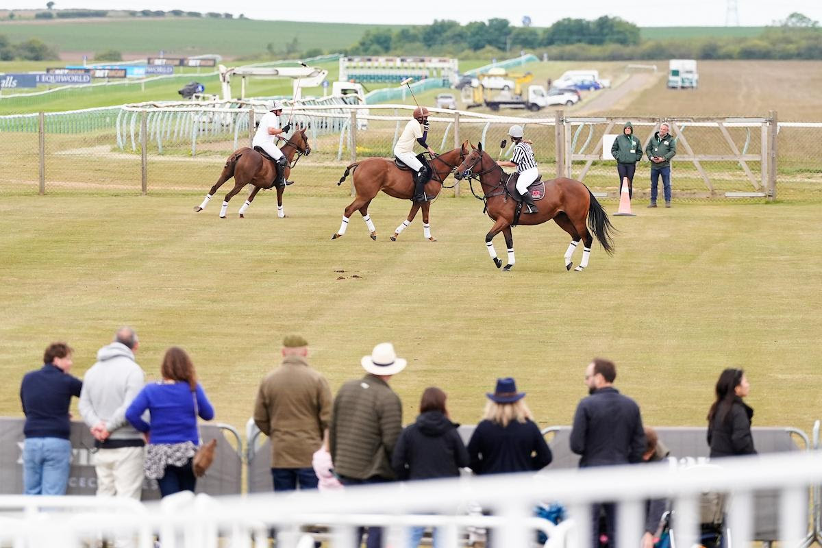e Thoroughbred Welfare and Retraining Seminar
