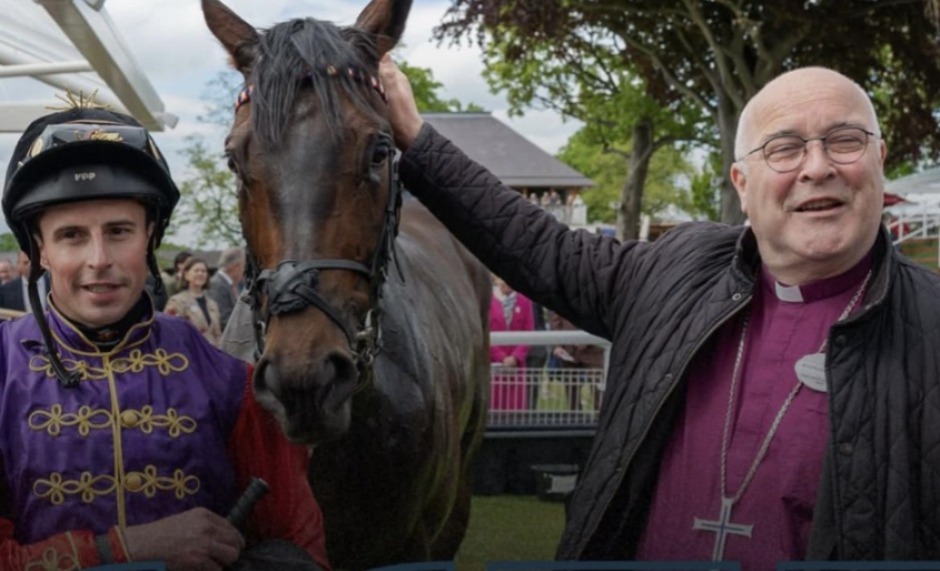 York race results 27 June Saturday flat racing action at York Racecourse