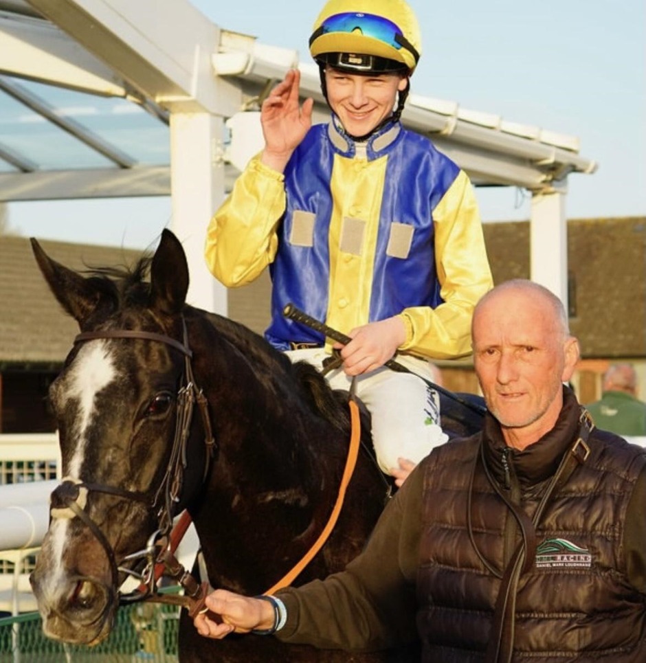 Southwell racecards 2 June Tuesday jump racing action at Southwell Racecourse