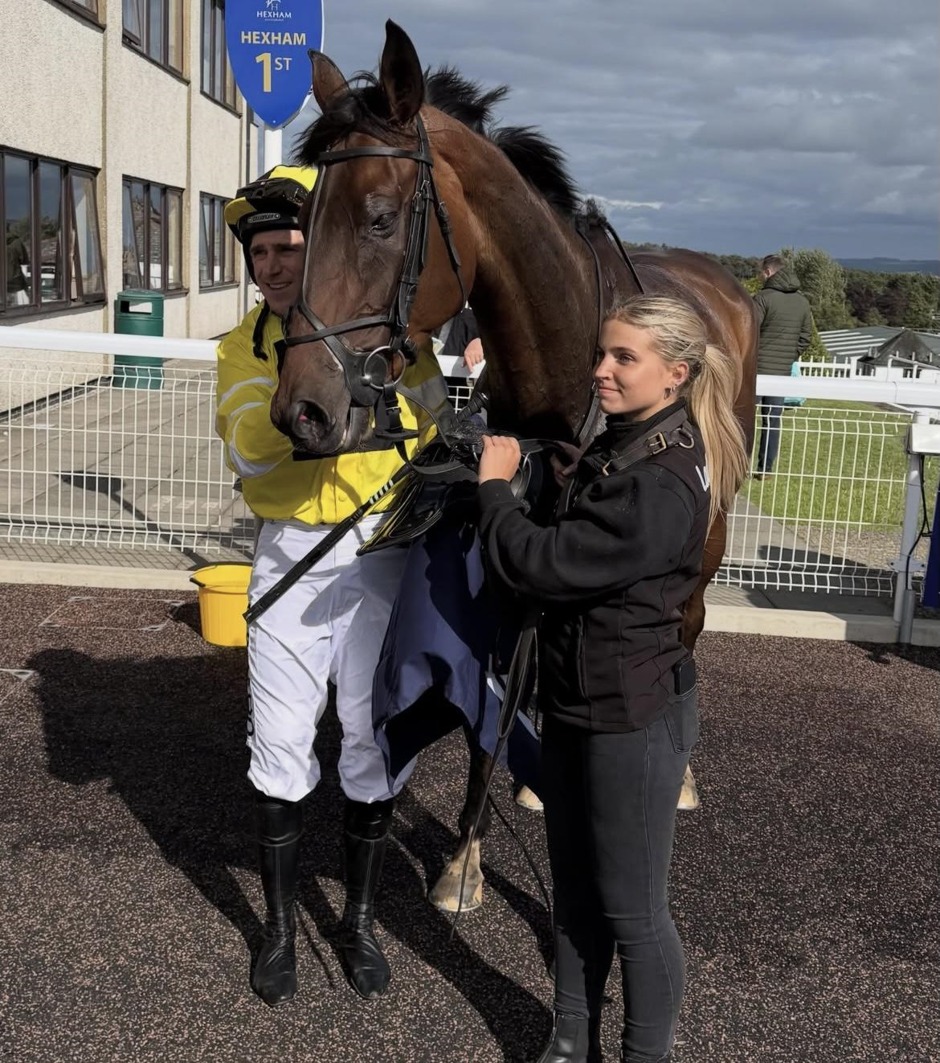 Hexham racecards 21 june Sunday Jump Preview