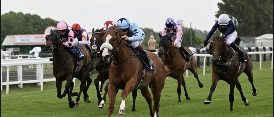 Great Yarmouth racecards 26 June Friday flat turf racing action at Great Yarmouth Racecourse