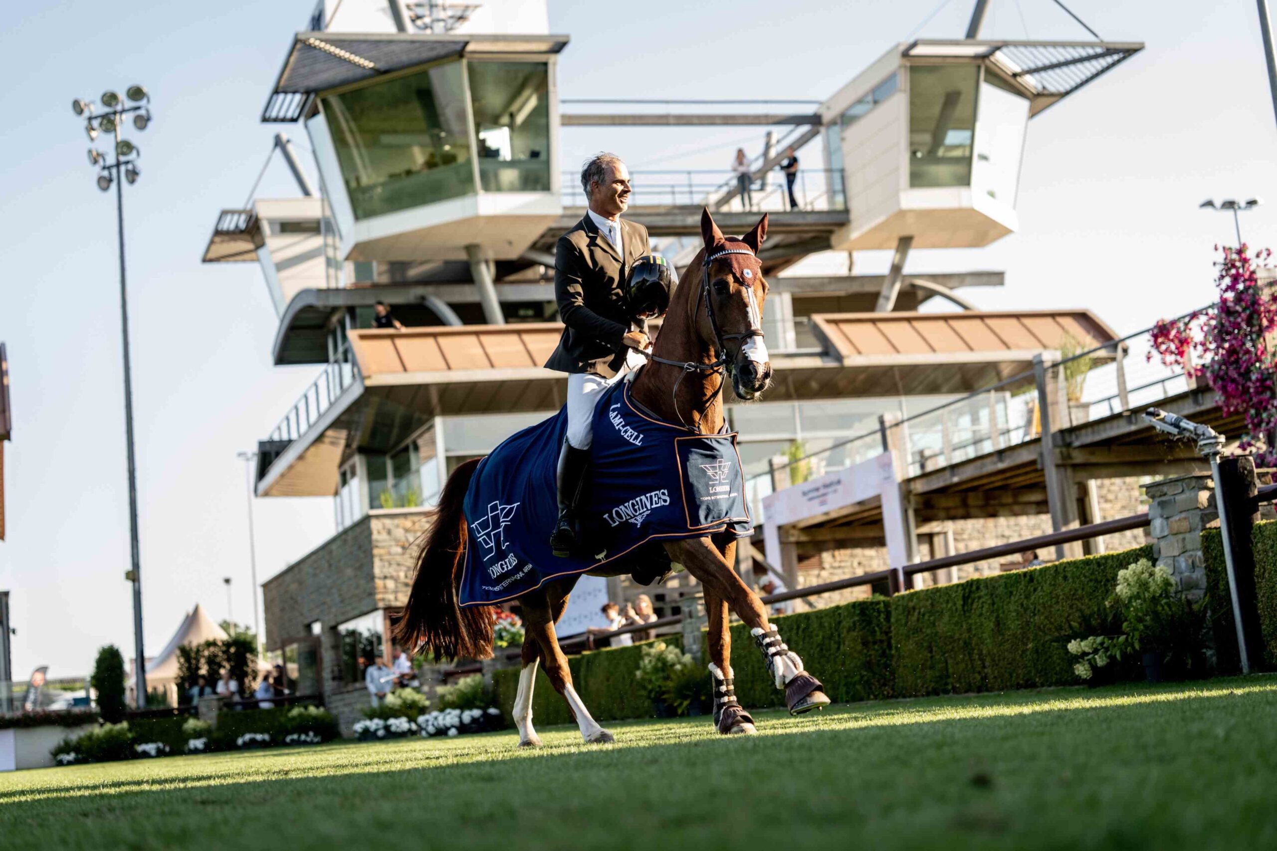 Rodrigo Pessoa Wins Valkenswaard CSI4* Grand Prix to Cap Summer Classic