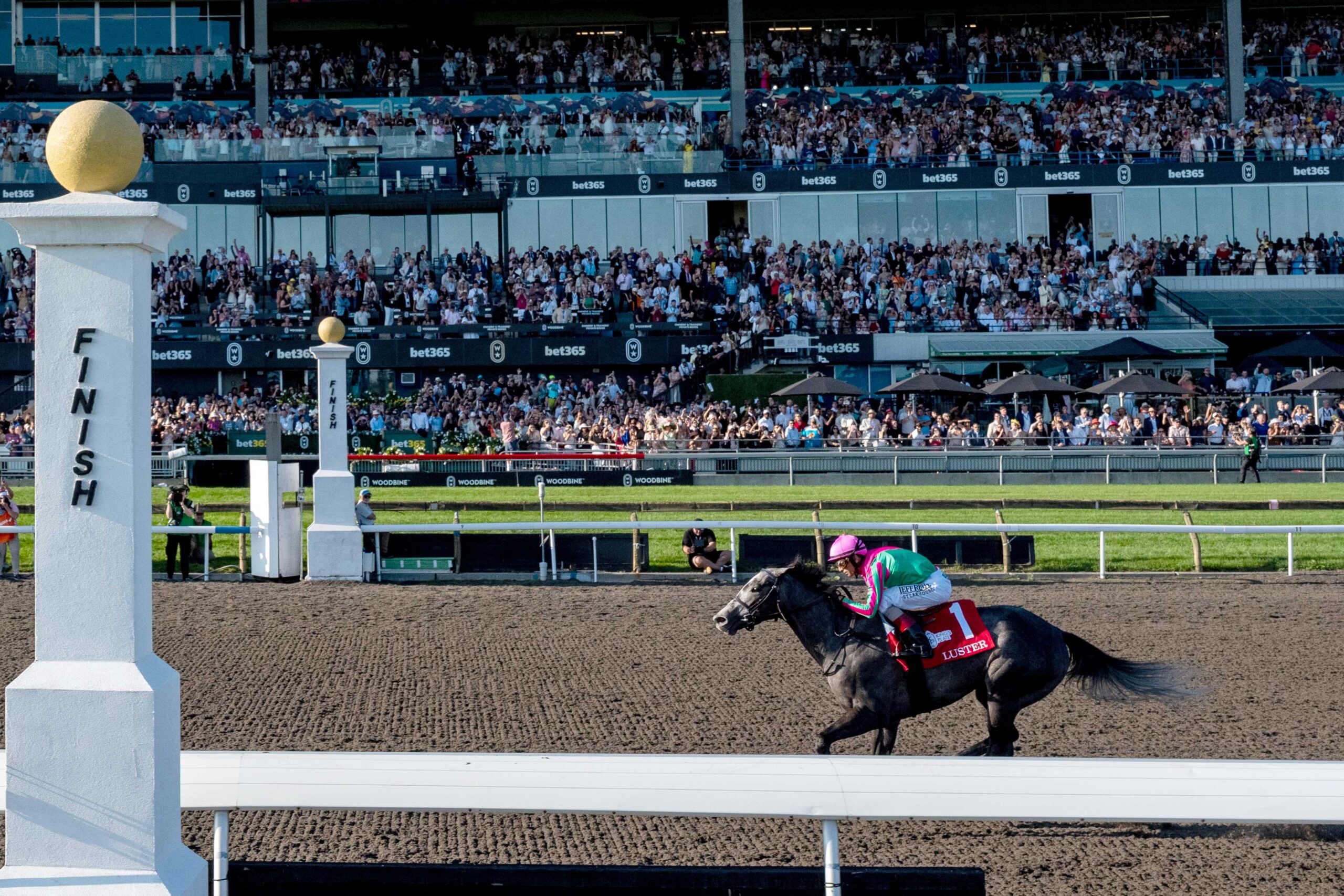 King’s Plate 2026: Luster Wins by 7¼ Lengths