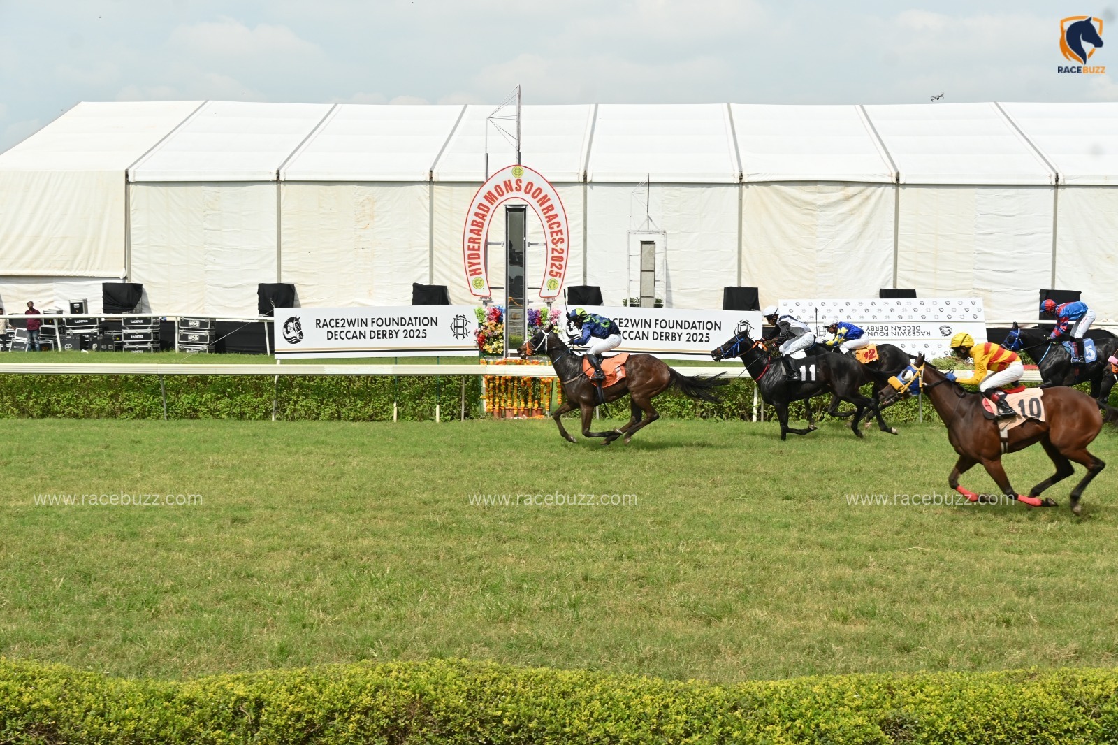 Hyderabad Race Cards 16 August at Hyderabad Race Club