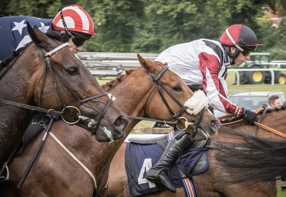 Worcester racecards 23 August 2026 racing action at Worcester Racecourse